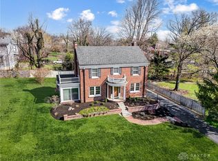 12 Linden Dr, Cincinnati, OH 45215