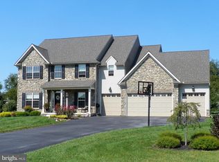 1254 Falls Grove Ln, York, PA 17404