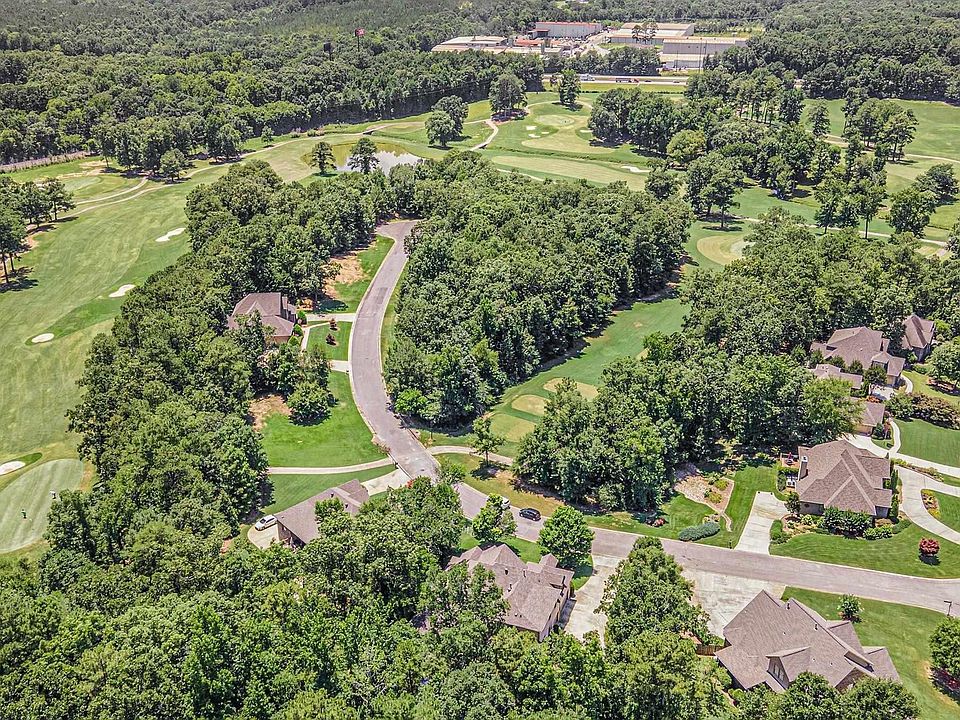 2nd image of 817 Timberline Ln