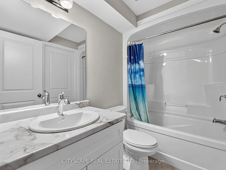 27 Lamb Cres — Photo 30