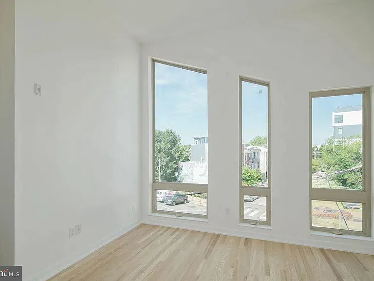 2331 Frankford Ave #3 — Photo 6