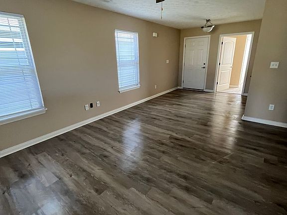 2nd image of 3950 Abraham Ct