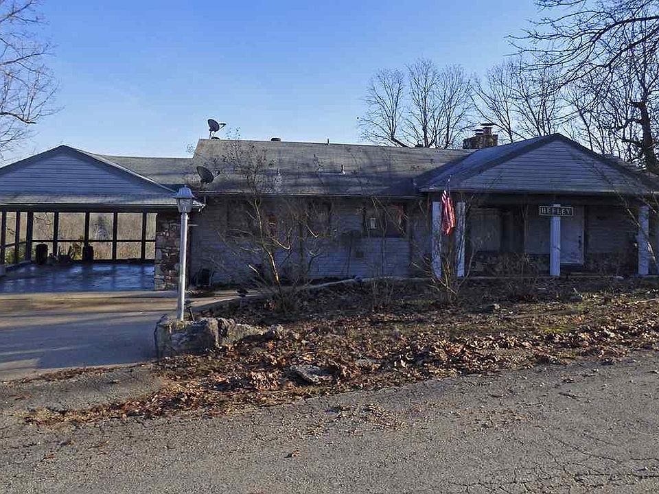 1st image of 27 Topez Dr