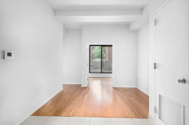 Rented by Living New York | media 13