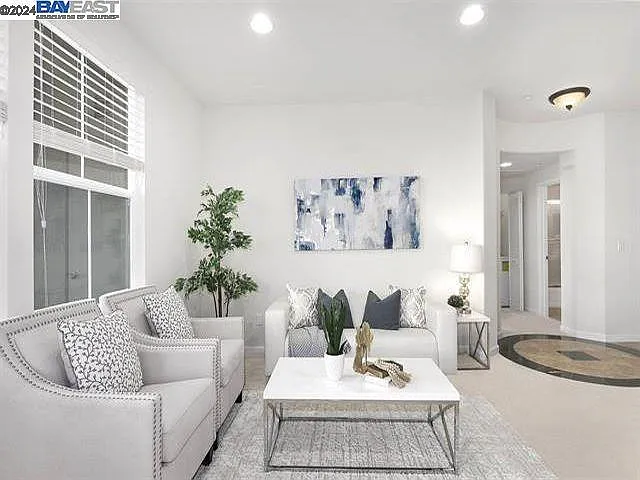 3240 Maguire Way #410 — Photo 23