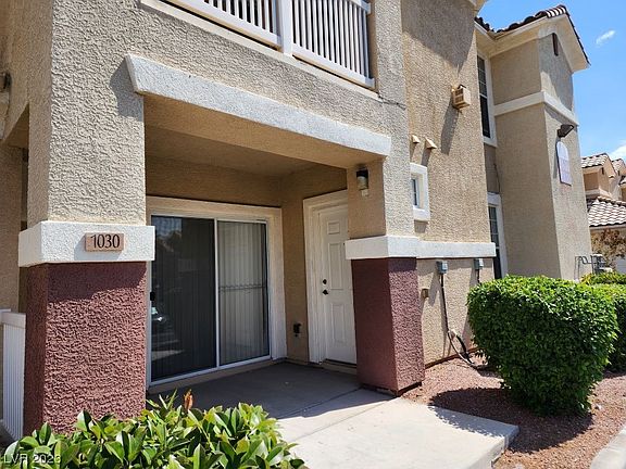 4th image of 5855 Valley Dr Unit 1030