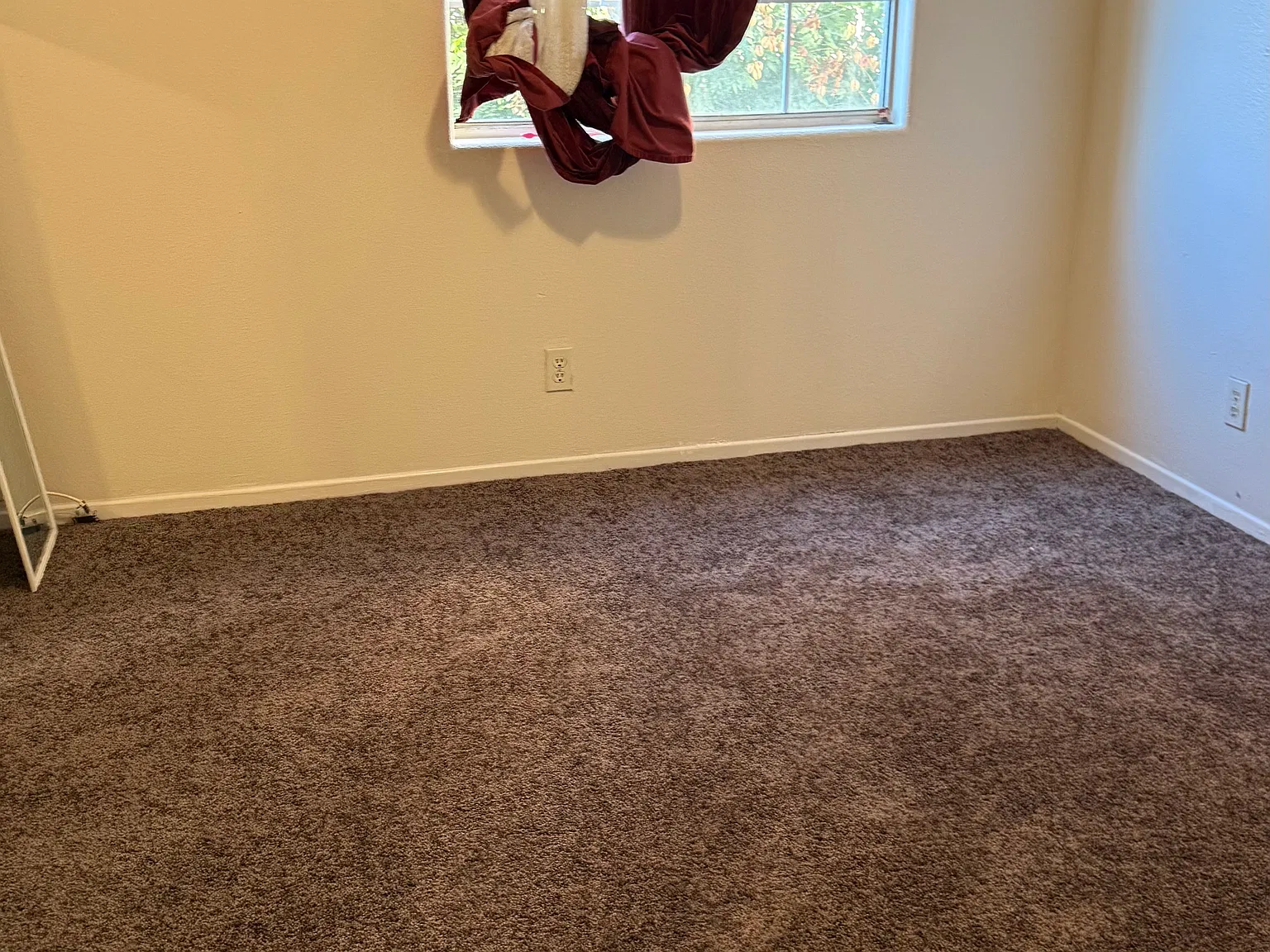 3 bed, 2.5 bath, 1380 sqft, $3,800 — Photo 3