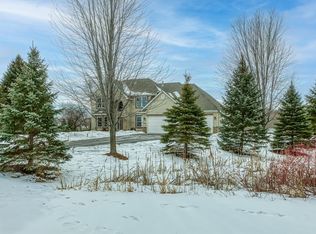 24170 Kay Dr, Lakeville, MN 55044