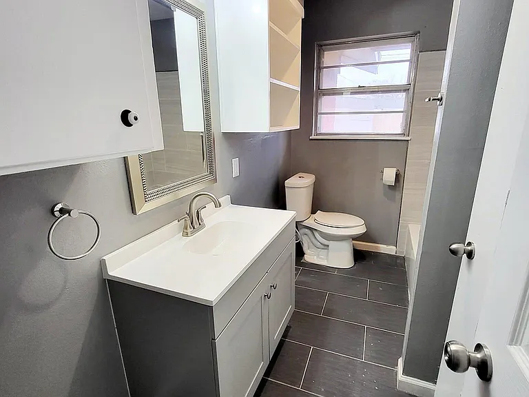 3505 Houston Ave — Photo 40