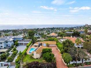 5432 Candlelight Dr, La Jolla, CA 92037