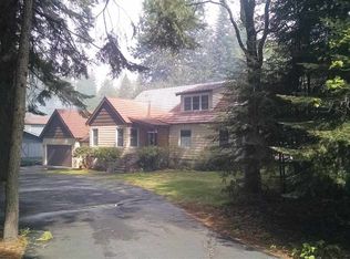 530 McCloud Ave, Mount Shasta, CA 96067