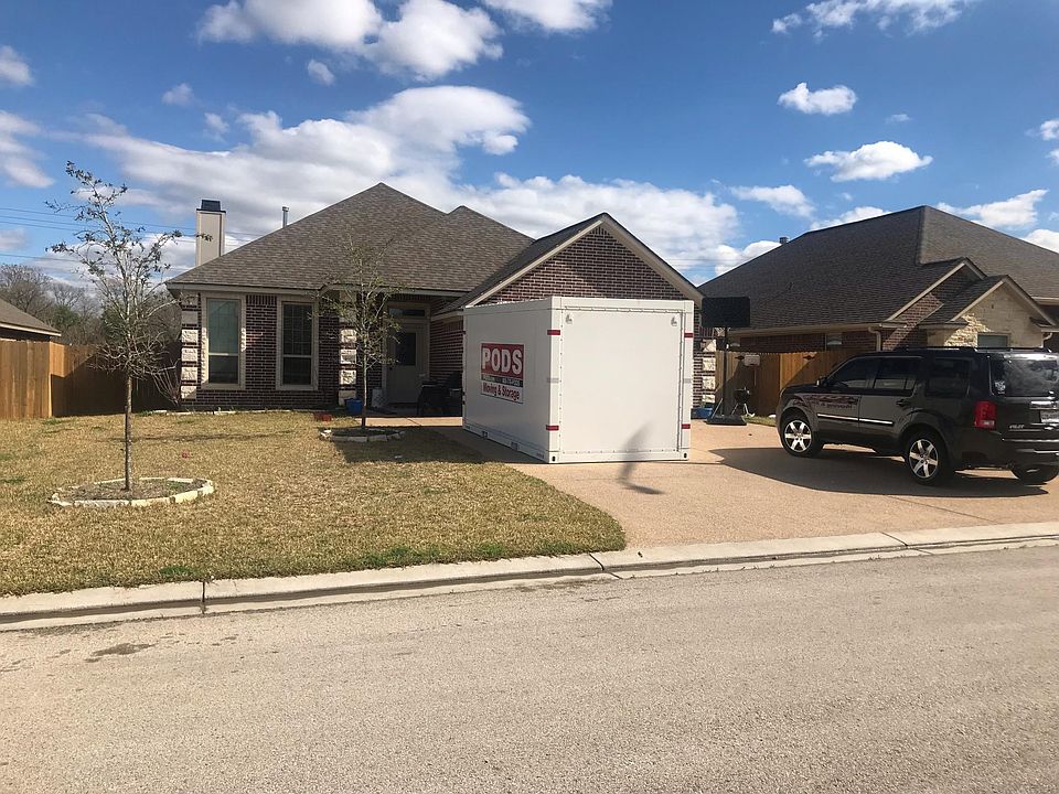1st image of 916 Dove Chase Ln