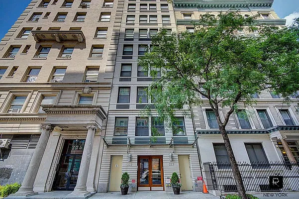 Rented by R New York | media 43