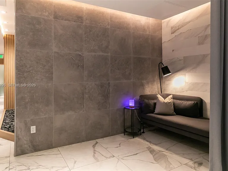 90 SW 3rd St #1611 — Photo 34