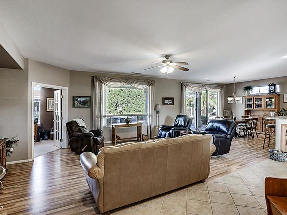 3rd image of 15848 W Cimarron Dr