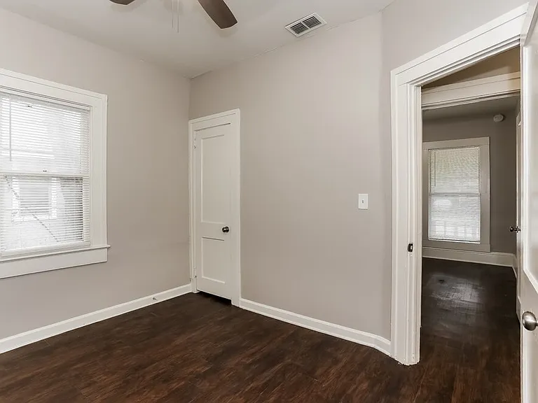914 Allison St — Photo 13
