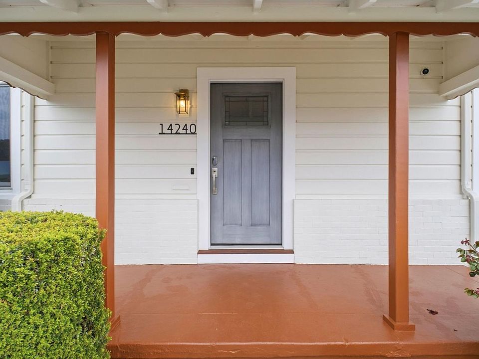 2nd image of 14240 Rose Dr