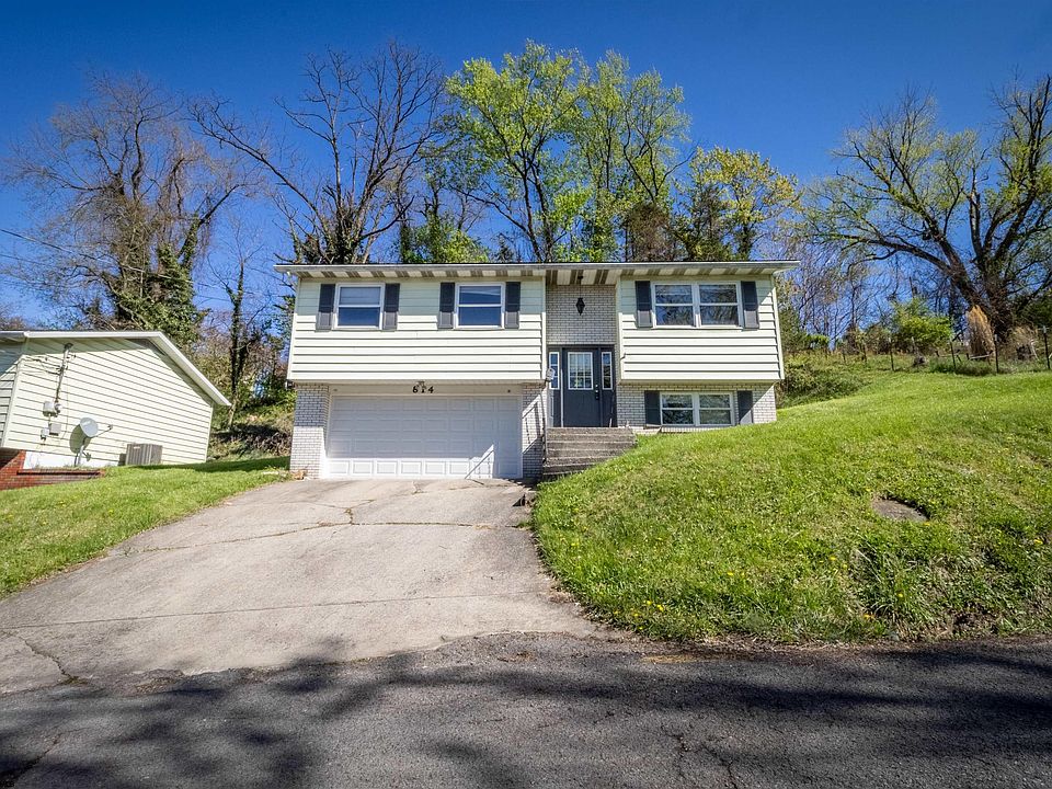 1st image of 814 Clinton Ave