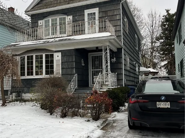43 Sunset St, Buffalo, NY 14207