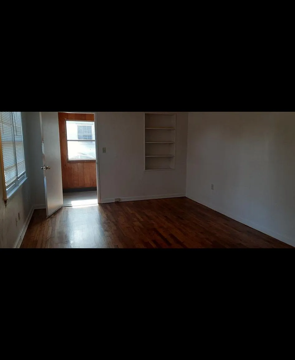2 bed, 942 sqft, $950 — Photo 4