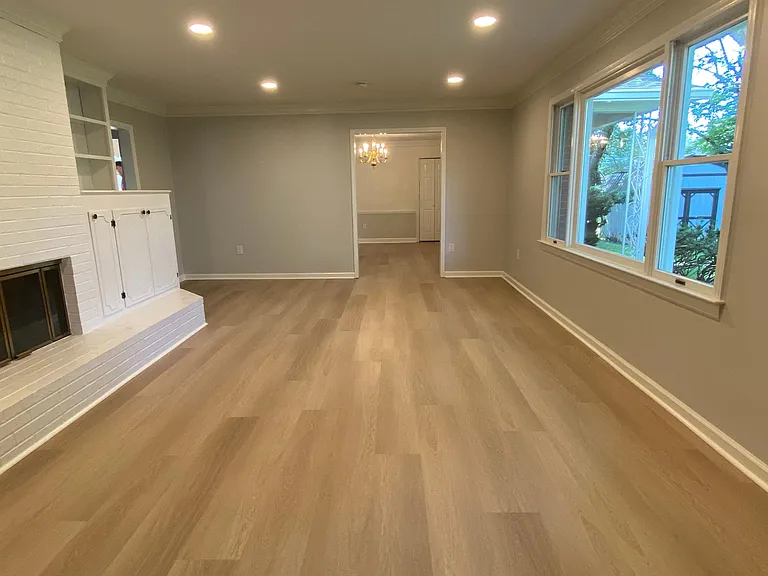 910 Providence Pl — Photo 6