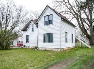 414 E Main St, Racine, MN 55967