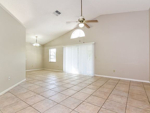 5th image of 10817 Candlin Ct