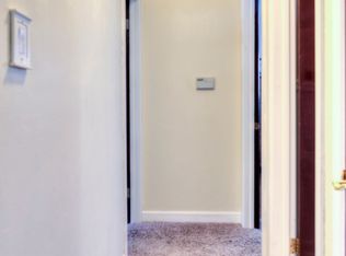 8909 S 51st Ave, Oak Lawn, IL 60453