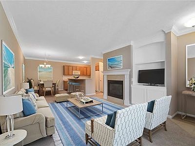 3rd image of 2362 Country Club Dr