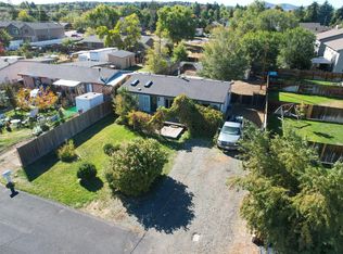 2137 SW 22nd St, Redmond, OR 97756