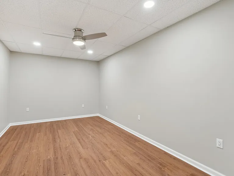 Lower Level - Large Bedroom (or Entertainment Room / Office Room / Gym etc) with Ceiling Fan, LED Lighting