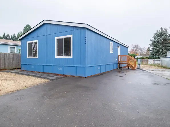 3253 Comber Ct NE, Salem, OR 97305