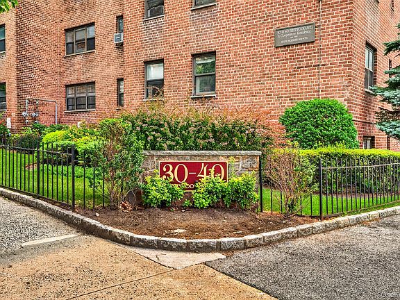 2nd image of 30 Fleetwood Avenue #4F