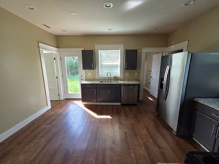 7817 N Haven Ave — Photo 5