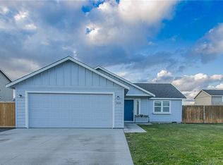 1400 Megan Dr, Moses Lake, WA 98837