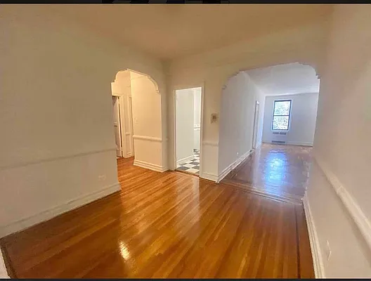 Rented by S&M Associates Realty LLC | media 8