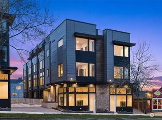 6537 C 35th Ave SW, Seattle, WA 98126