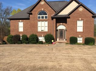 160 Smithfield Ln, Springville, AL 35146