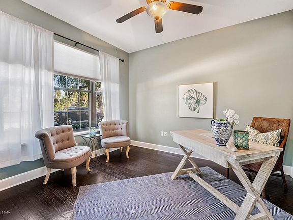 4th image of 329 Montecito Dr