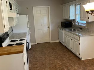 1675 Old Mill Rd, Germantown, TN 38138