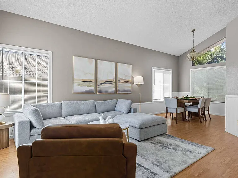 12675 Elmhurst Dr — Photo 24