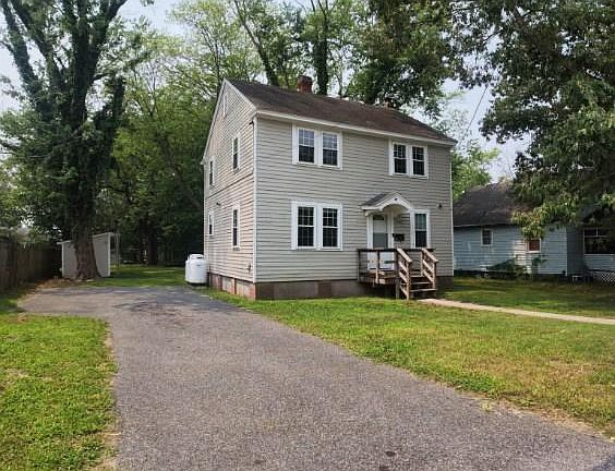 2nd image of 408 Dudley Ave