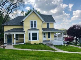 701 W Main St, Decorah, IA 52101