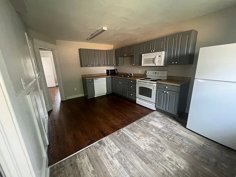 2518 Oakland Blvd NW — Photo 15
