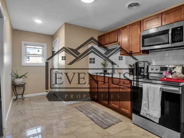 15 Eley Pl, Buffalo, NY 14214