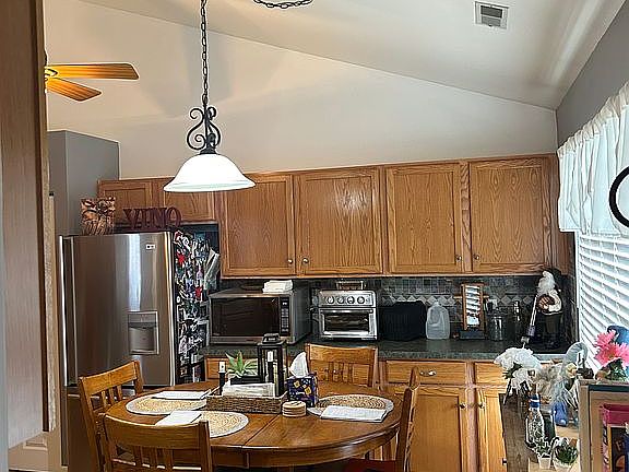 Dine-in Kitchen