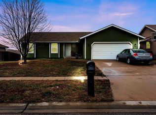 4325 SE Chisolm Rd, Topeka, KS 66609