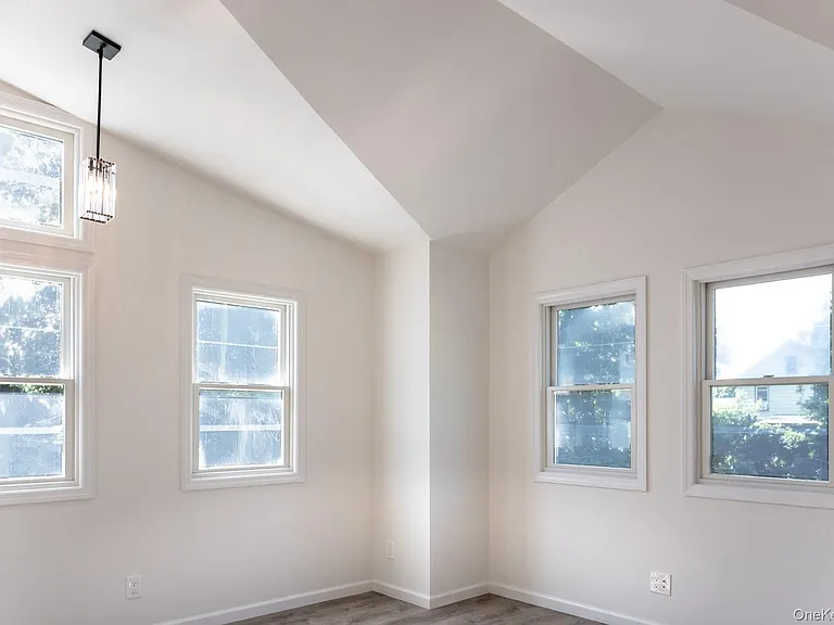 43 N Midland Ave #114 — Photo 4