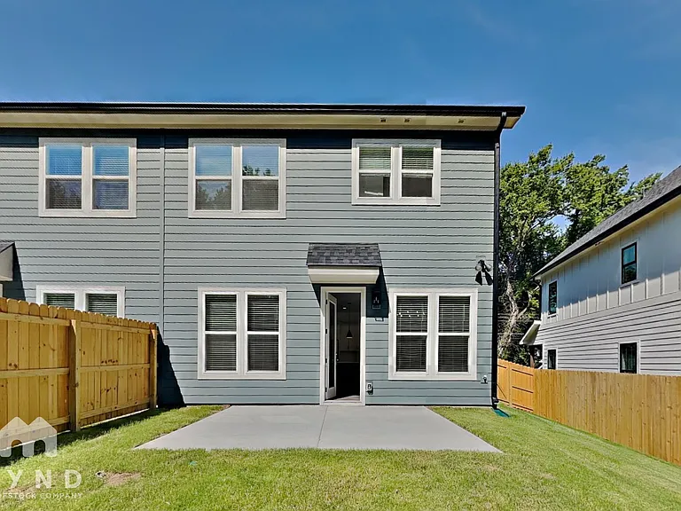 1023 Trembeth Dr — Photo 15