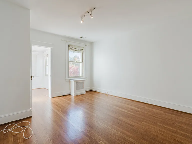 2014 Klingle Rd NW — Photo 29